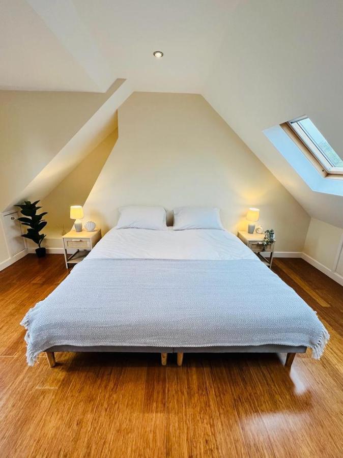 Family Home In Hampshire - Sleeps Up To 9 People With 3 Parking Spaces Γουίντσεστερ Εξωτερικό φωτογραφία